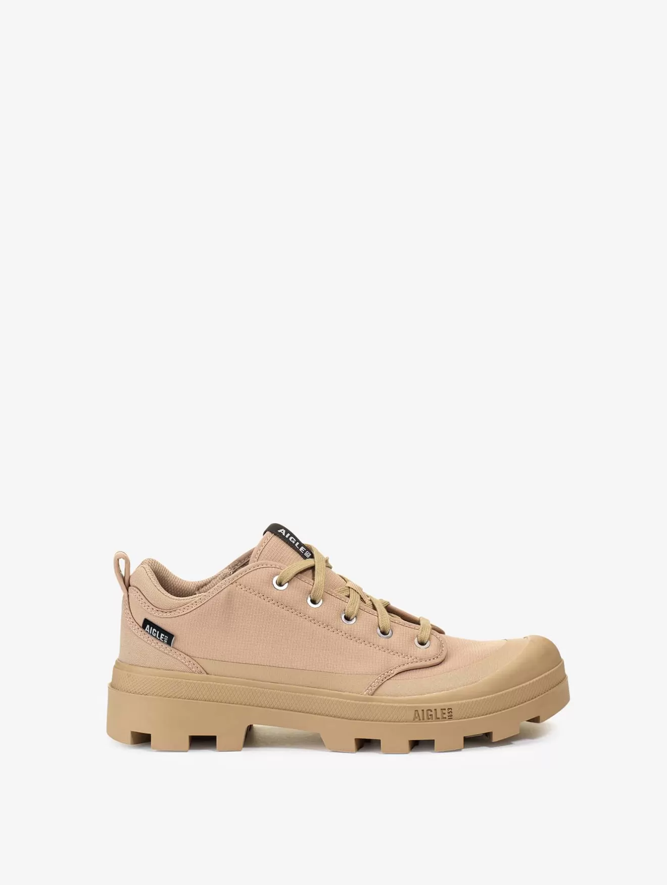 Store Aigle L'Iconique Chaussure De Marche En Polyester Recycle, Version Basse. Sable