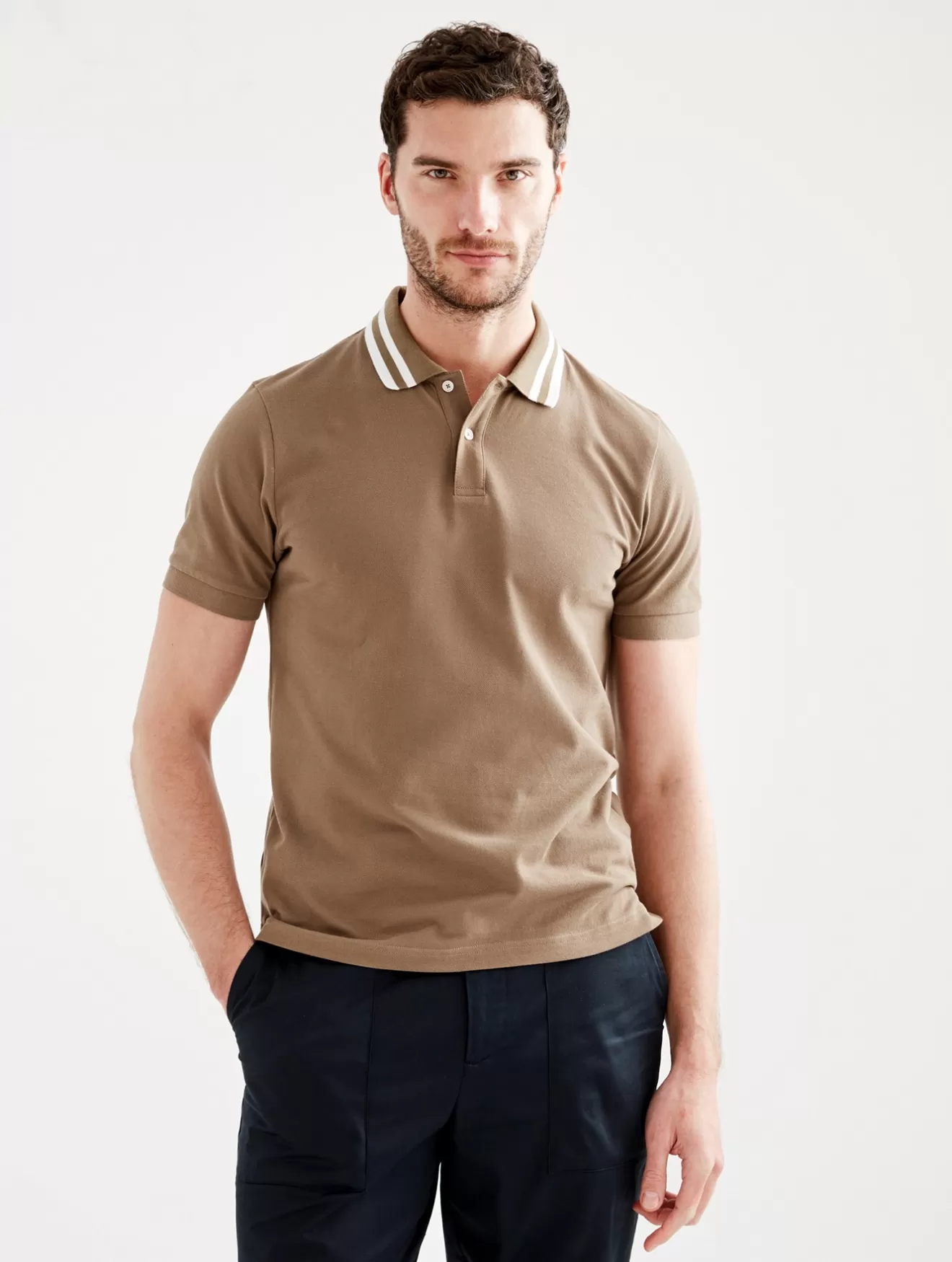 Store Aigle Polo Double Bandes Au Col A Manches Courtes Cappuccino