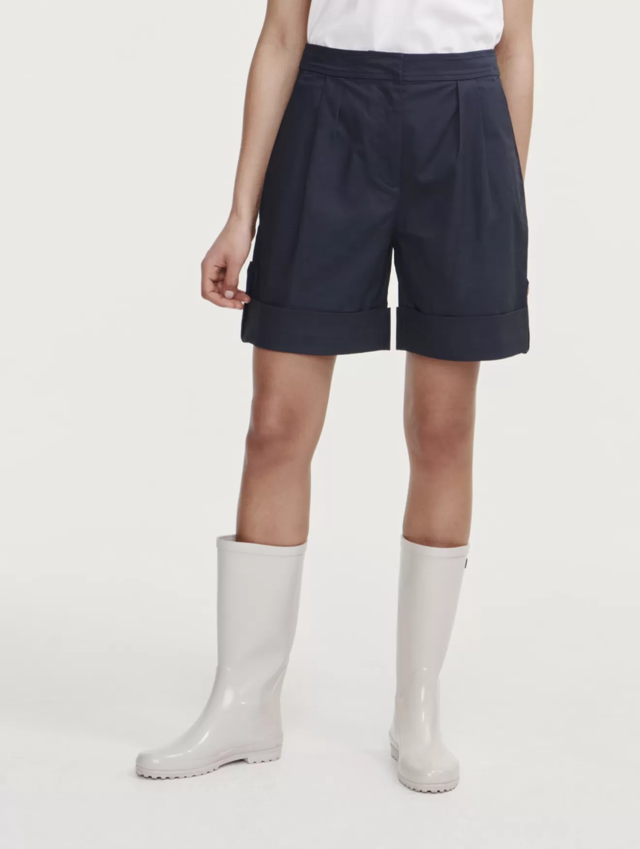 Shop Aigle Short A Larges Revers Empire